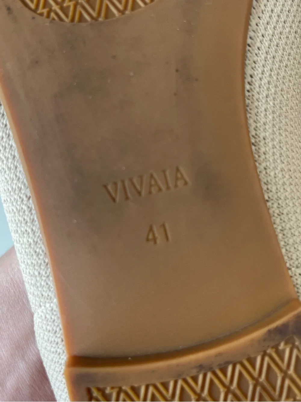 Vivaia Claire Round Toe Woven Knit Flats Cream Tan Size 41